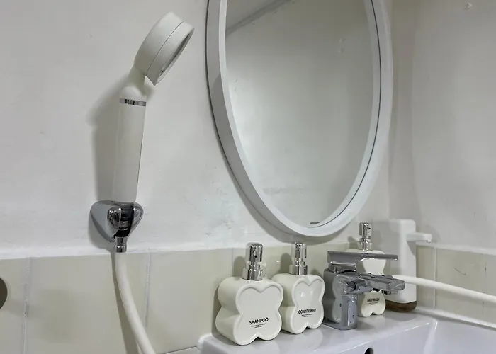 Apartment Seoul, Subway Line 2, Transportation Convenience, Location, Shindaebang Station Stay, Subway Station 10 Minutes Walk, Airport Bus 9 Minutes Walk *